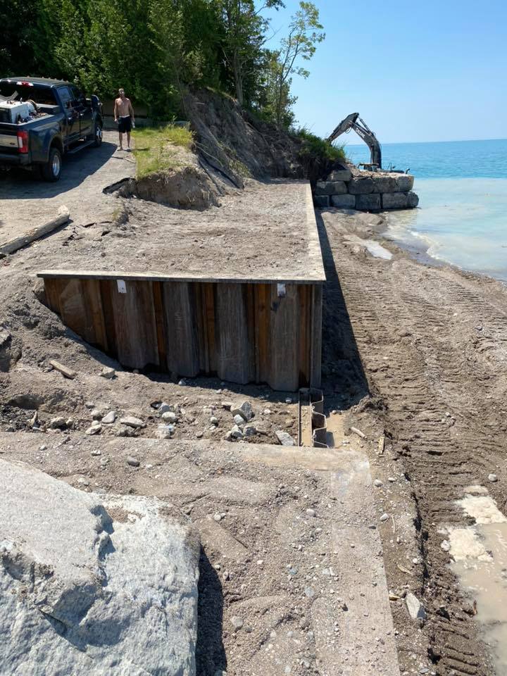 shoreline construction in Cedar Bank